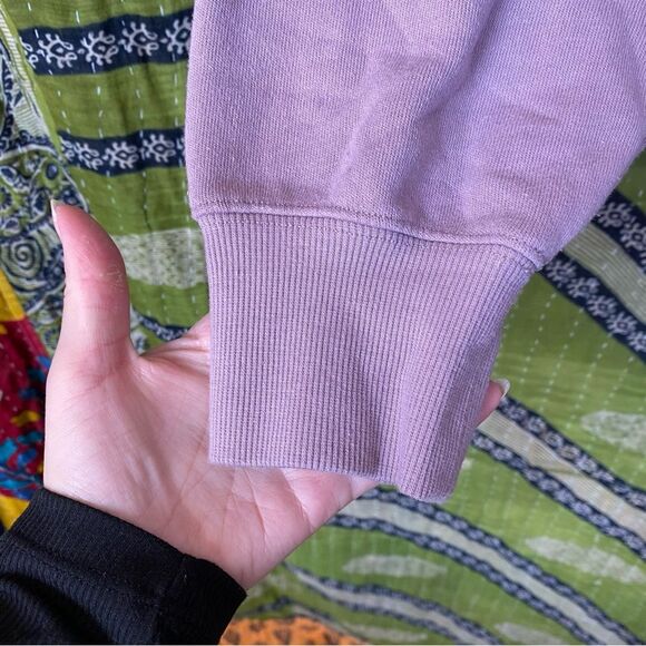 ALO Yoga Lilac Freestyle Fleece Mock Neck Sweatshirt Size Medium - Picture 6 of 16